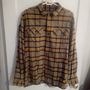 Patagonia Fjord Flannel (Mojave Khaki)